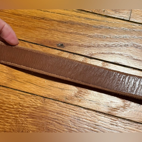 J.Crew Brown gold Leather Belt Brass Buckle Made in Italy Women’s Medium NWT - Picture 3 of 8